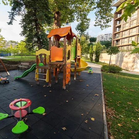 Апартамент аpartment In Complex Panorama Park,free Parking